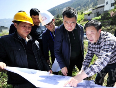 巴东县为加快推进高铁新区建设扫清障碍