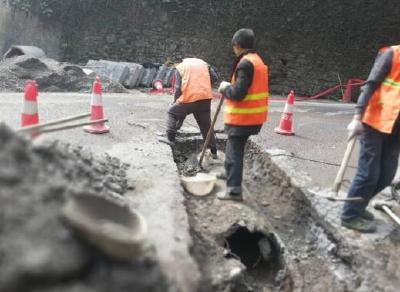 宣恩 | 抓住春季天气回暖时机 公路春养工作如火如荼