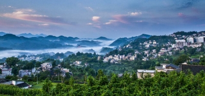 恩施州绿色工业暨安全生产会议:责任上肩 措施落地 奋力推进各项工作