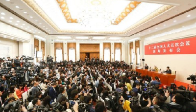 全国人大会议今日开幕 李克强将作政府工作报告