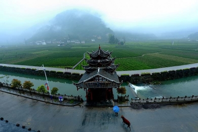 宣恩7家企业与中石化签约