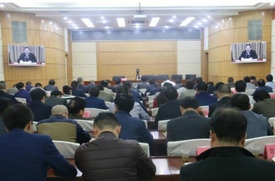 建始县部署“两学一做”及乡风文明建设等工作