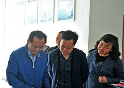 恩施：兴产业 强基础 推进脱贫攻坚