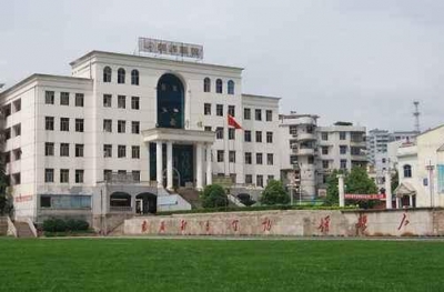 武汉职院和武汉技师学院对口帮扶鹤峰职校