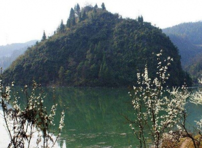咸丰龙洞湾水库水源工程开工