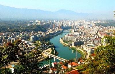 李建明听取挂榜岩公园等项目规划建设时强调  突出生态修复文化抢救 建设城市休闲文化公园
