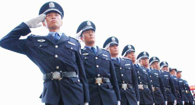 恩施州90名晋衔民警参与州城治安大清查
