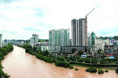  李建明 刘芳震在恩施州防汛指挥部调度汛情时强调  科学调度 靠前指挥 坚决打赢防汛抗旱这场硬仗