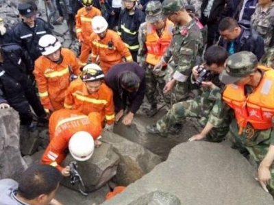 习近平对四川阿坝州叠溪镇山体垮塌救援工作作出重要指示