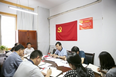 州委常委、宣传部长尹达参加恩施电视台机关支部“主题党日活动”
