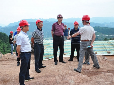 巴东地质灾害防治工作获省检查组肯定