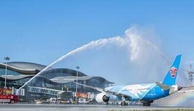 “梦想客机”波音787执飞“一带一路”航线