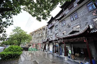 巴东县水布垭强化民居建设打造“中国廪君文化之乡” 