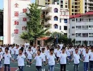 利川｜2370名非保障性学生完成摇号入学分配