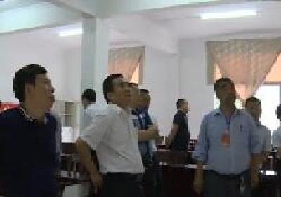 州人大视察宣恩、鹤峰“聚力脱贫攻坚、五级代表在行动”工作
