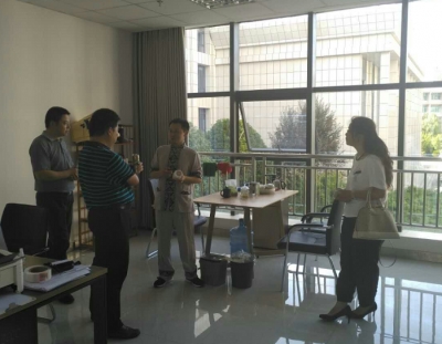 杭州市拱墅区商务局局长俞志栋带企业 到来凤考察