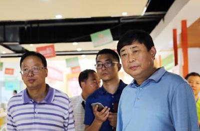 武汉市新洲区专班考察巴东县电子商务工作