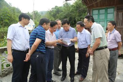 省新闻出版广电局督导我州“村村响”“户户通”工程建设      