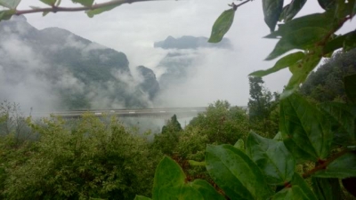 恩施州人大常委会党组中心组集中学习湖北省实施《中国共产党问责条例》办法