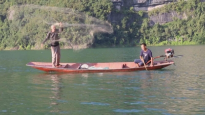 巴东 │ 清江龙王河重现原生态撒网捕鱼美景