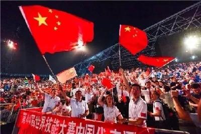 热血 | 金牌榜首位！他们让“CHINA”响彻国际会场！