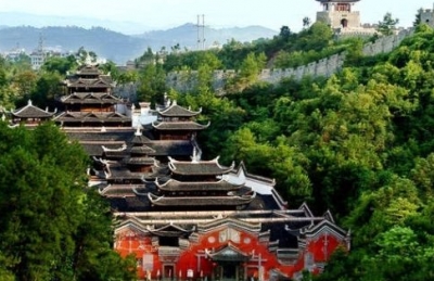 雨天“搅局”国庆长假 恩施旅游略受影响
