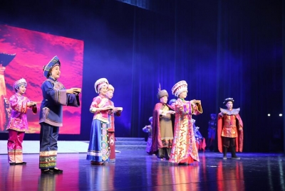 恩施 | 大型南剧《唐崖土司夫人》在州城举行首场公演