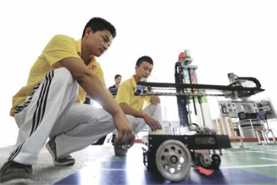 机器人时代来了！湖北多所高校开设工业机器人专业