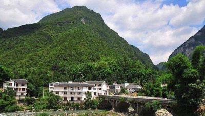 恩施州水利局调研恩施市农村安全饮水工作