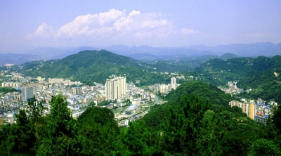 建始突出环境问题整改出成效 空气质量居全省第三