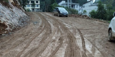 黄泥公路何时才能硬化？