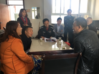 宜昌交警大队赴恩施开展湖北省校园交通安全交流检查