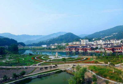 柯俊到恩施市调研时强调 新时代实现新作为 以发展实绩检验学习贯彻党的十九大精神成效
