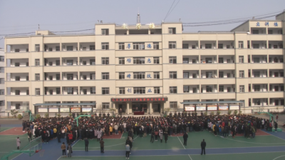 警校共建保平安 巴东县民族职业高中开展法制进校园活动