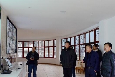 恩施州领导到龙凤镇调研茶叶产业发展情况
