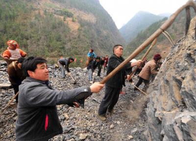 建始 | 《永不停歇的“愚公支书”王光国》获湖北省特别奖