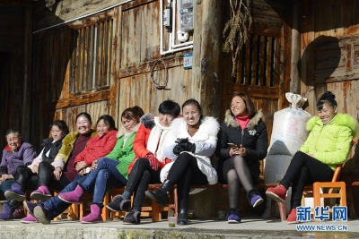 新华网聚焦恩施店子坪村：村民如今吃上旅游饭 家有小汽车成为新梦想