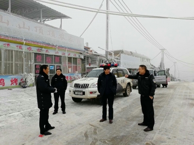利川市交通运输局积极应对新一轮冰冻雨雪恶劣天气