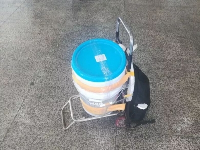 这个春运“神器”，有人一下拎了30多个坐车，网友脑洞大开...