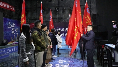 恩施电视台“春到贫困村——记者进农村、住农家、问农情”大型融媒体采访活动正式启动