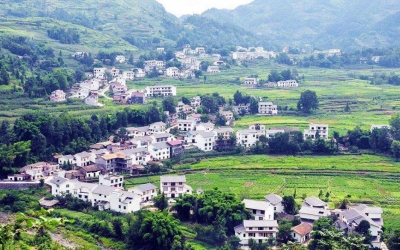 柯俊主持召开州委常委会会议强调  以产业兴旺为重点 全面实施乡村振兴战略
