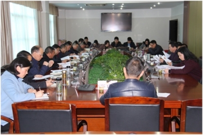 来凤县召开乡镇人大工作会议