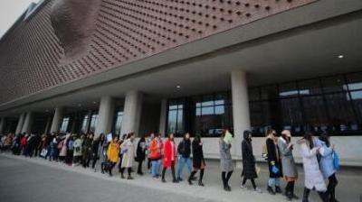 人社部：确保2018年高校毕业生就业水平总体稳定