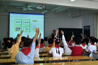宣恩消除超级大班推进农村中小学提档升级