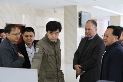 瑞典卡罗琳斯卡医学院阿诺博士一行到国家硒检中心开展学术交流