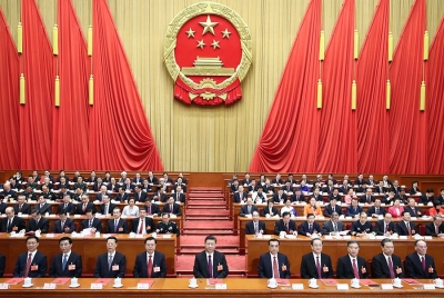 恩施州各地组织观看十三届全国人大一次会议闭幕式