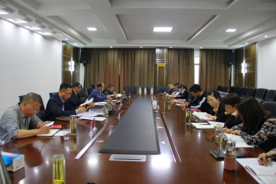 州供销社党组中心组集体学习《中华人民共和国宪法》