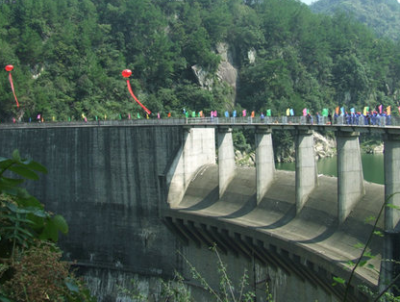 恩施市大龙潭水库承担州城30多万人的饮用水