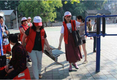 恩施审计：志愿服务者积极参加“母亲节”志愿服务活动