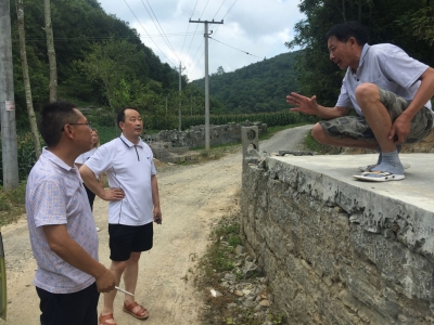 州编办：精准脱贫 众志成城